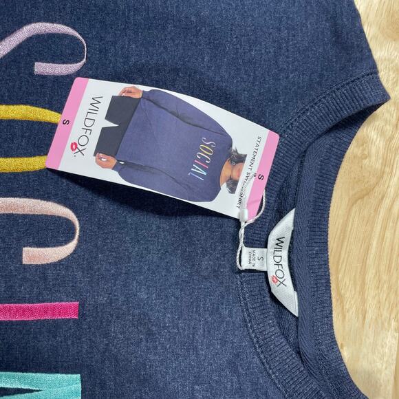 Wildfox NWT Navy Statement “Social” Sweatshirt Side Slits Drop Shoulder Size S - Picture 8 of 10